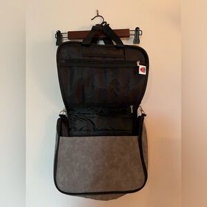 Hanging car organizer